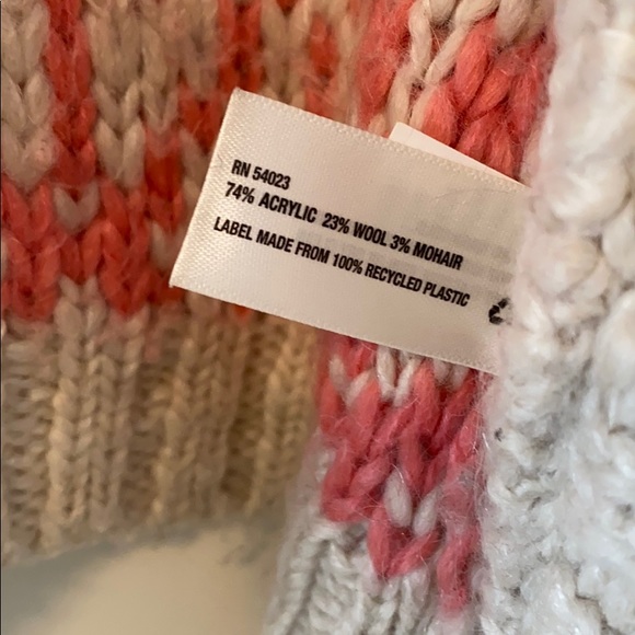 Gap Sweater/Cardigan - Picture 5 of 5